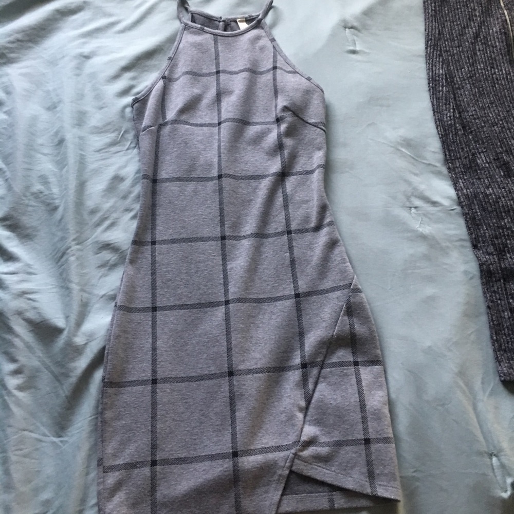 Elegant dress grey w/ plaid detailing ASYMMETRICAL